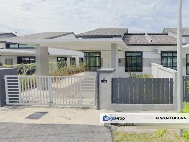 House for sale in Durian Tunggal, Malaka