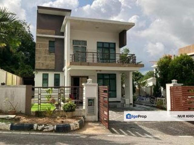 House for sale in Malaka