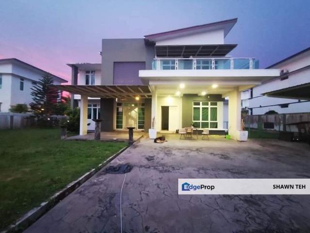 House for sale in Malaka