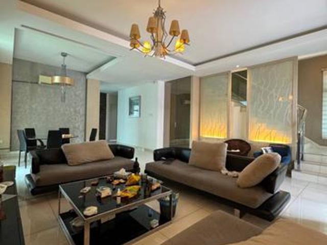 Residential House for sale in Malaka