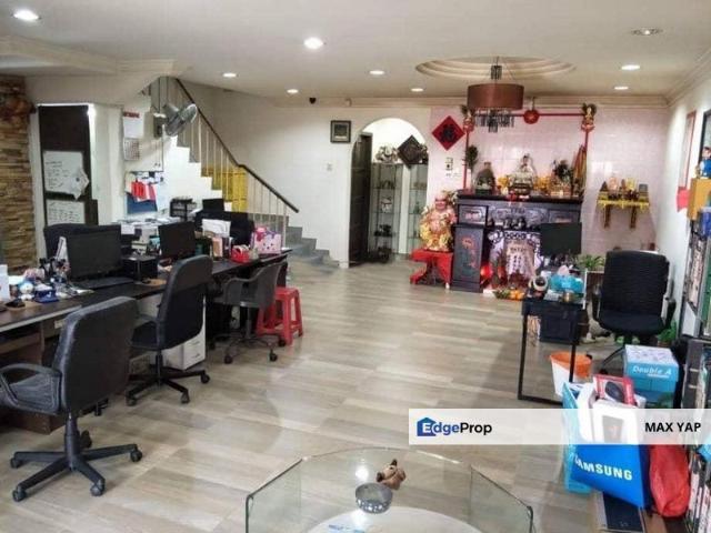 House for sale in Country Heights Damansara, Kuala Lumpur