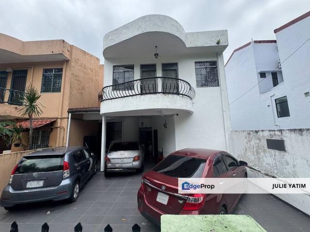 House for sale in Country Heights Damansara, Kuala Lumpur