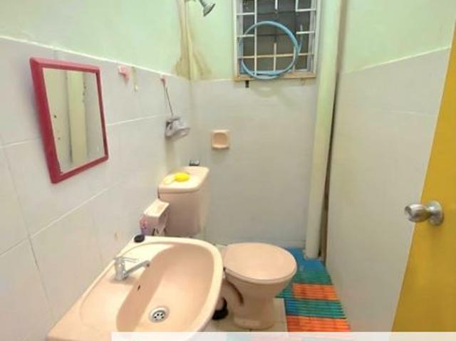 House for sale in Tanjong Sepat, Selangor