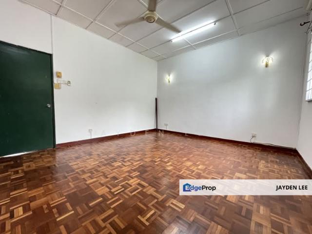House for sale in Petaling, Subang Jaya