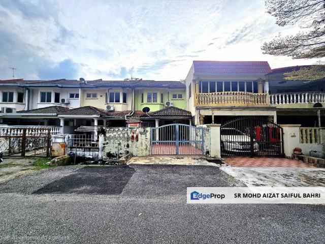 House for sale in Langat, Selangor