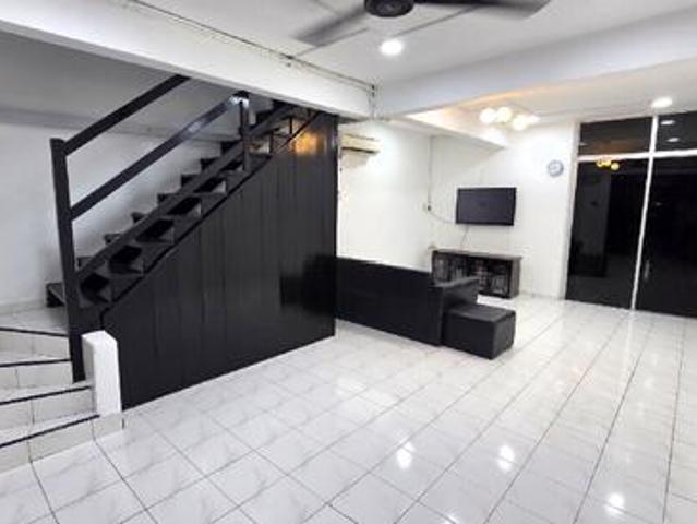 Terraced House for sale in Beaufort, Sabah