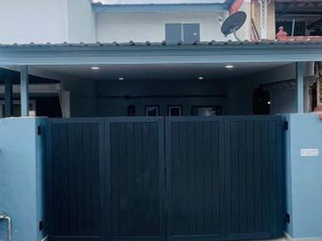 House for sale in Kelapa, Johor