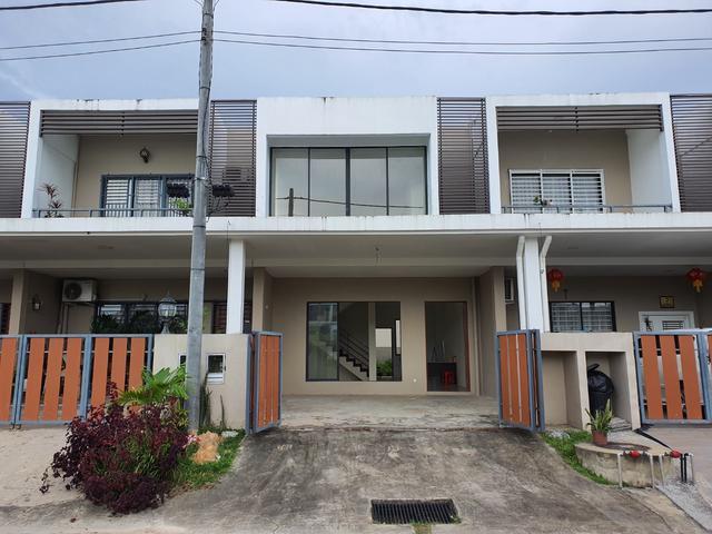 Terraced House for sale in Penampang, Pinampang