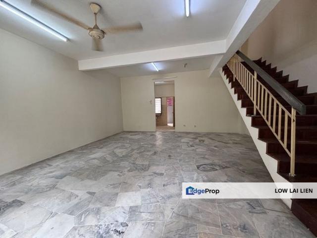 House for sale in Petaling, Subang Jaya