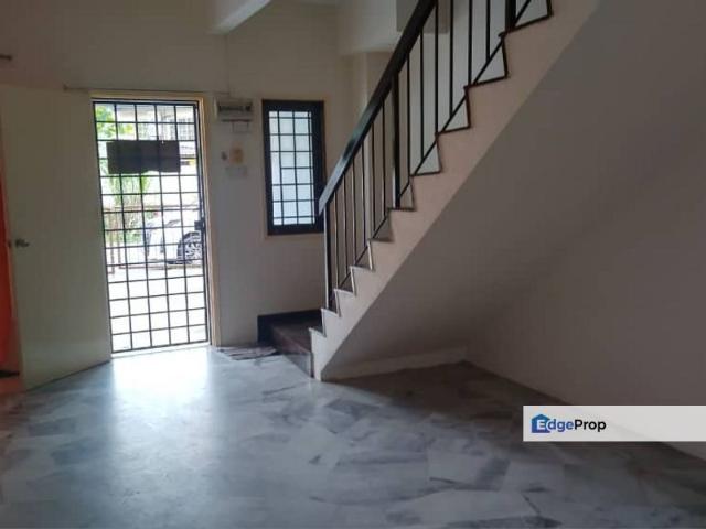 House for sale in Petaling, Subang Jaya