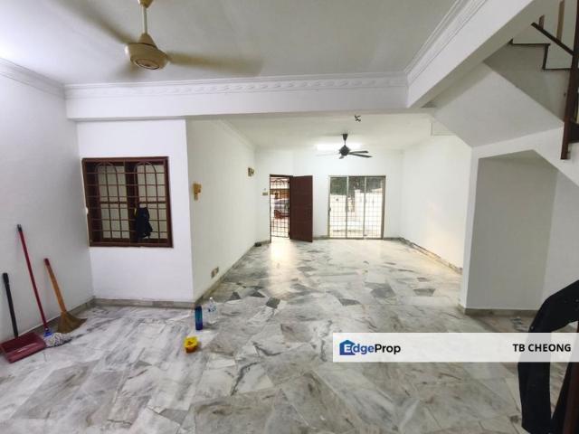 House for sale in Petaling, Subang Jaya