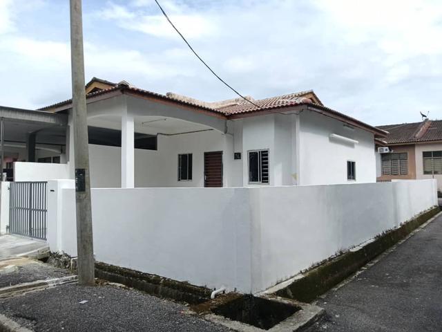 Terraced House for sale in Wellesley, Penang