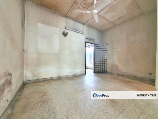 House for sale in Country Heights Damansara, Kuala Lumpur