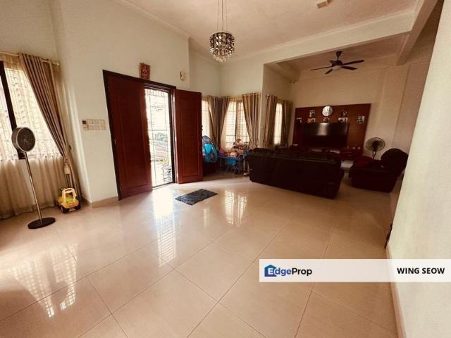House for sale in Country Heights Damansara, Kuala Lumpur