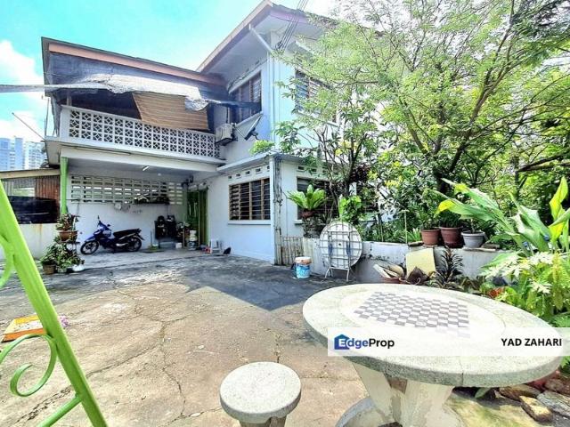House for sale in Country Heights Damansara, Kuala Lumpur