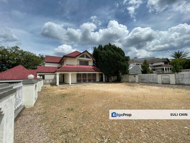 House for sale in Country Heights Damansara, Kuala Lumpur