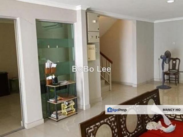 House for rent in Jalan Klang Lama, Kuala Lumpur