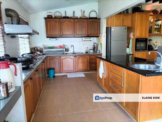 House for sale in Country Heights Damansara, Kuala Lumpur