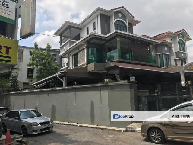 House for sale in Country Heights Damansara, Kuala Lumpur