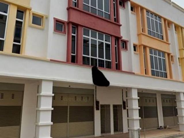 Shop for sale in Buloh Kasap, Johor