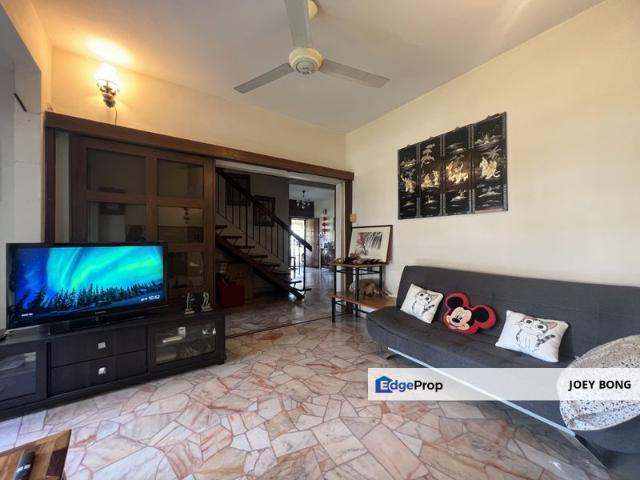 House for sale in Country Heights Damansara, Kuala Lumpur