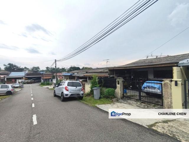 House for sale in Ulu Tiram, Johor