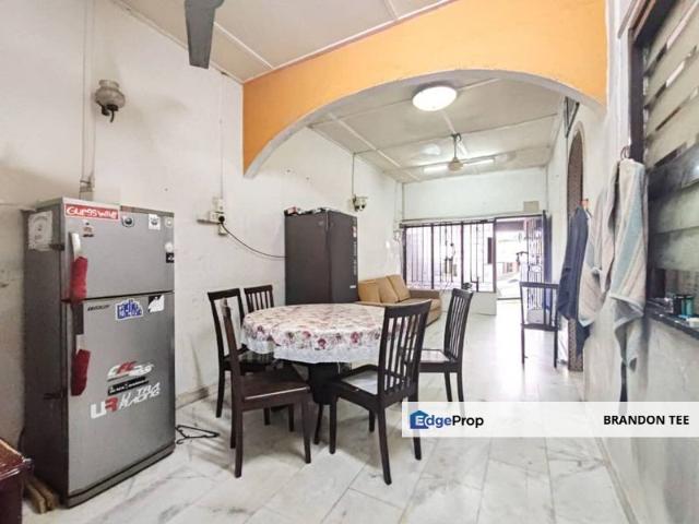 House for sale in Ulu Tiram, Johor