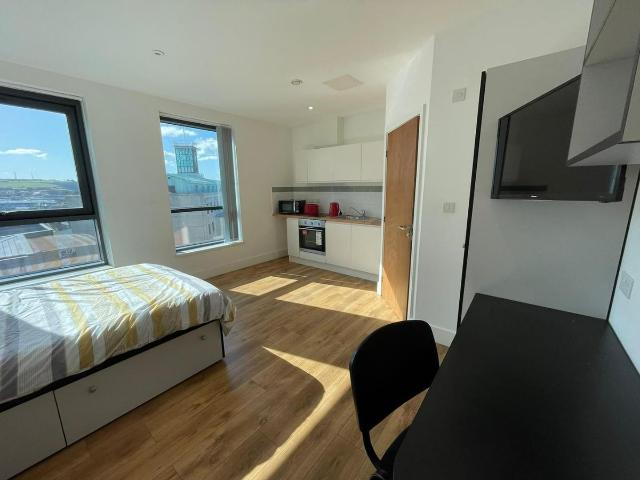 Studio for rent in Barbican, Mount Wise