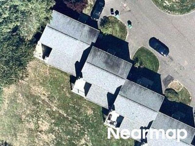 Condo for sale in Bloomfield, Connecticut