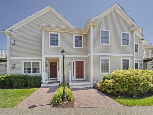 Condo for sale in Abington, Plymouth County