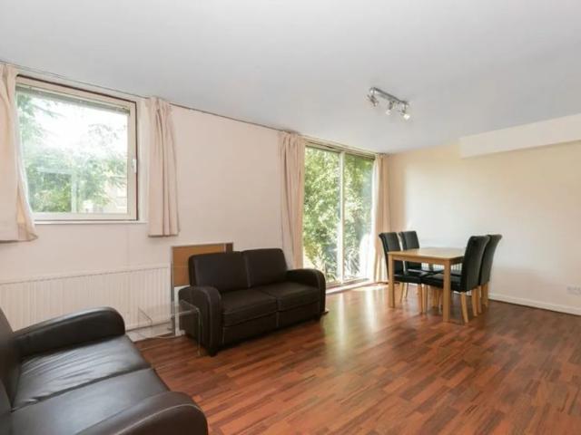 Apartment for rent in St. George in the East, Wapping
