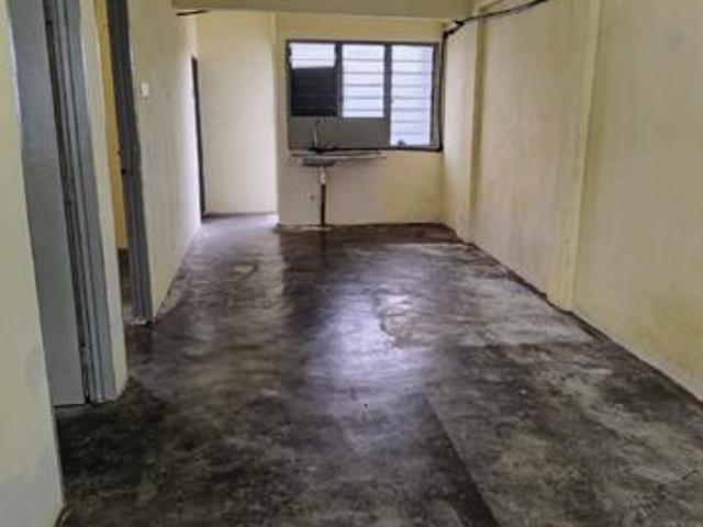 Flat for sale in Wellesley, Penang