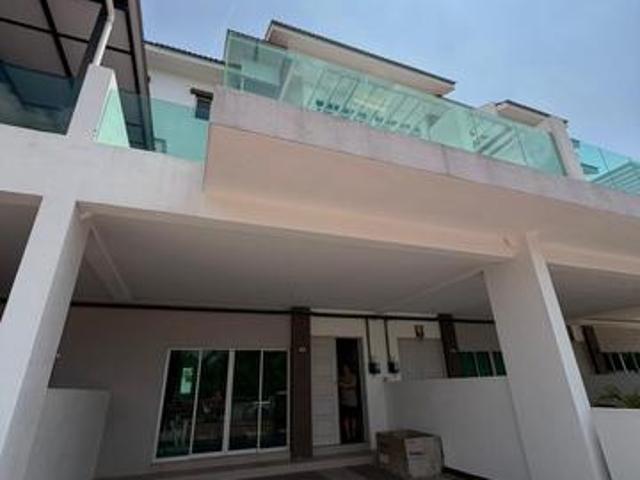 Terraced House for sale in Wellesley, Penang