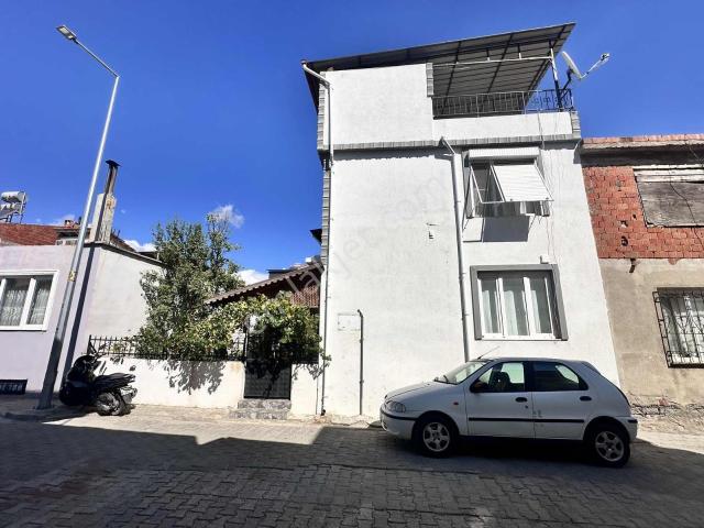 Zeytinli, Edremit içerisinde satılık Villa