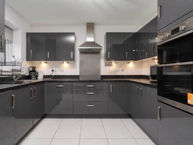 House for rent in Droylsden, Tameside