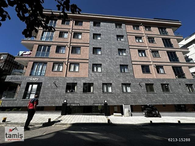 Küçükyalı, Maltepe içerisinde satılık mülk