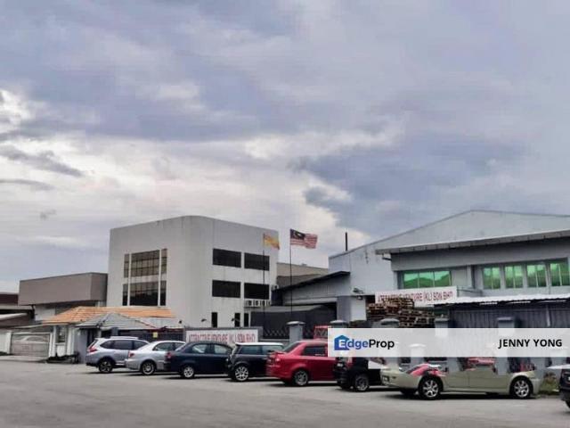 Shop for sale in Kajang, Langat