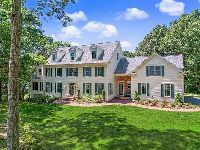 House for sale in Hopkinton, Massachusetts
