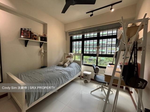 HDB House for sale in Tampines