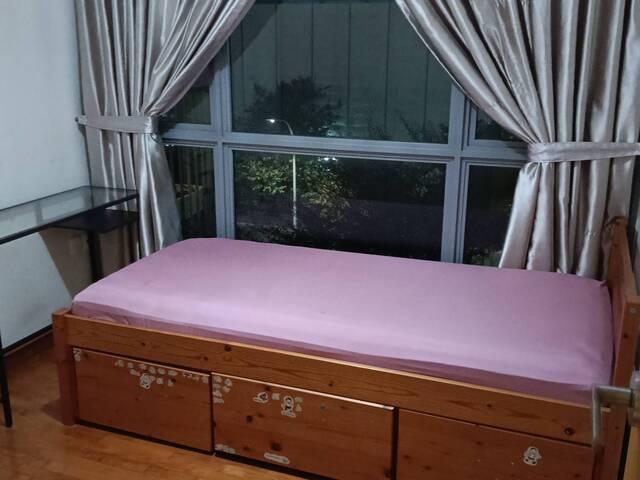 Room for rent