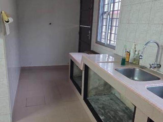 Terraced House for sale in Tampin