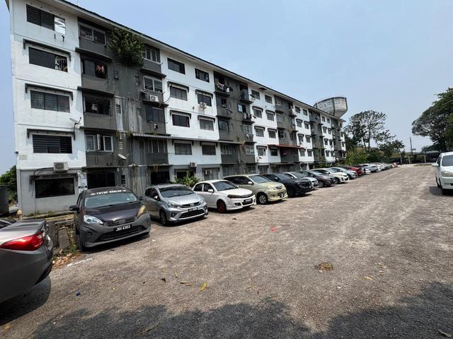 Flat for sale in Tampoi, Johor Bahru