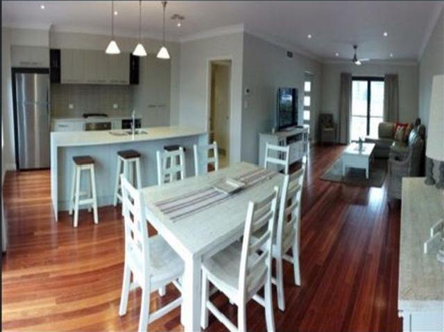 Townhouse for rent in Piallamore, New South Wales