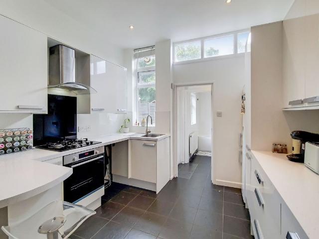 Apartment for rent in Lonesome, Greater London