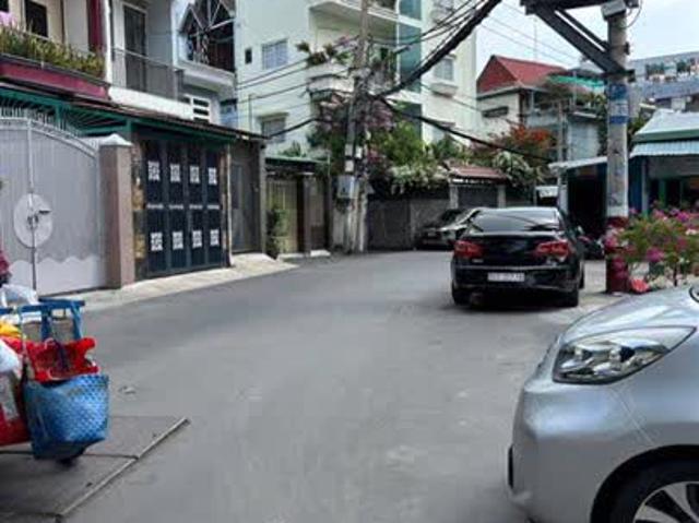 Nhà bán tại Khuôn viên UBND Thành phố Hồ Chí Minh, Thành phố Hồ Chí Minh