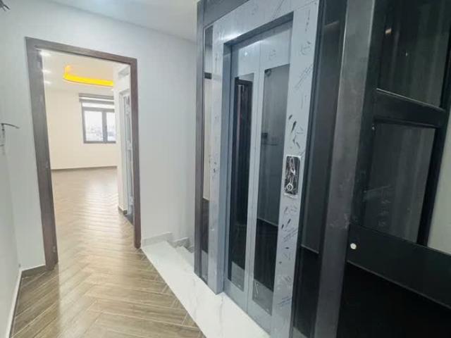 Nhà bán tại Khuôn viên UBND Thành phố Hồ Chí Minh, Thành phố Hồ Chí Minh