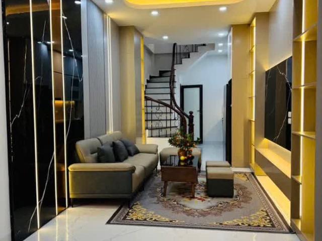 Nhà bán tại Hoàn Kiếm, Hà Nội