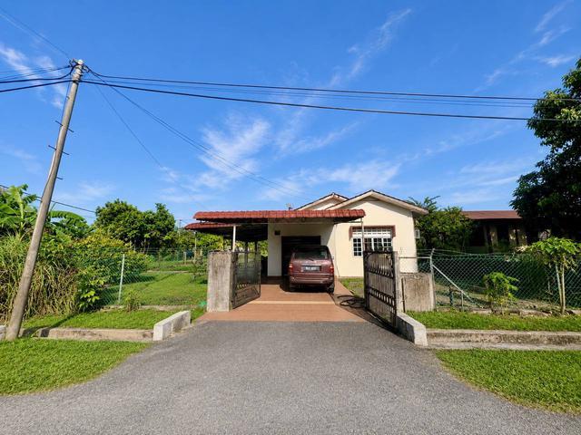 Bungalow for sale in Sendayan Village, Negeri Sembilan