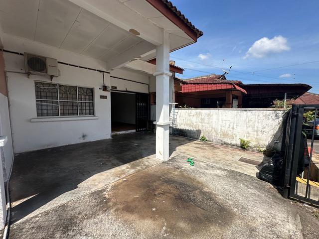 Terraced House for sale in Cheng, Malaka