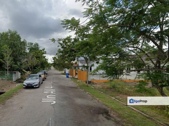 House for sale in Malaka